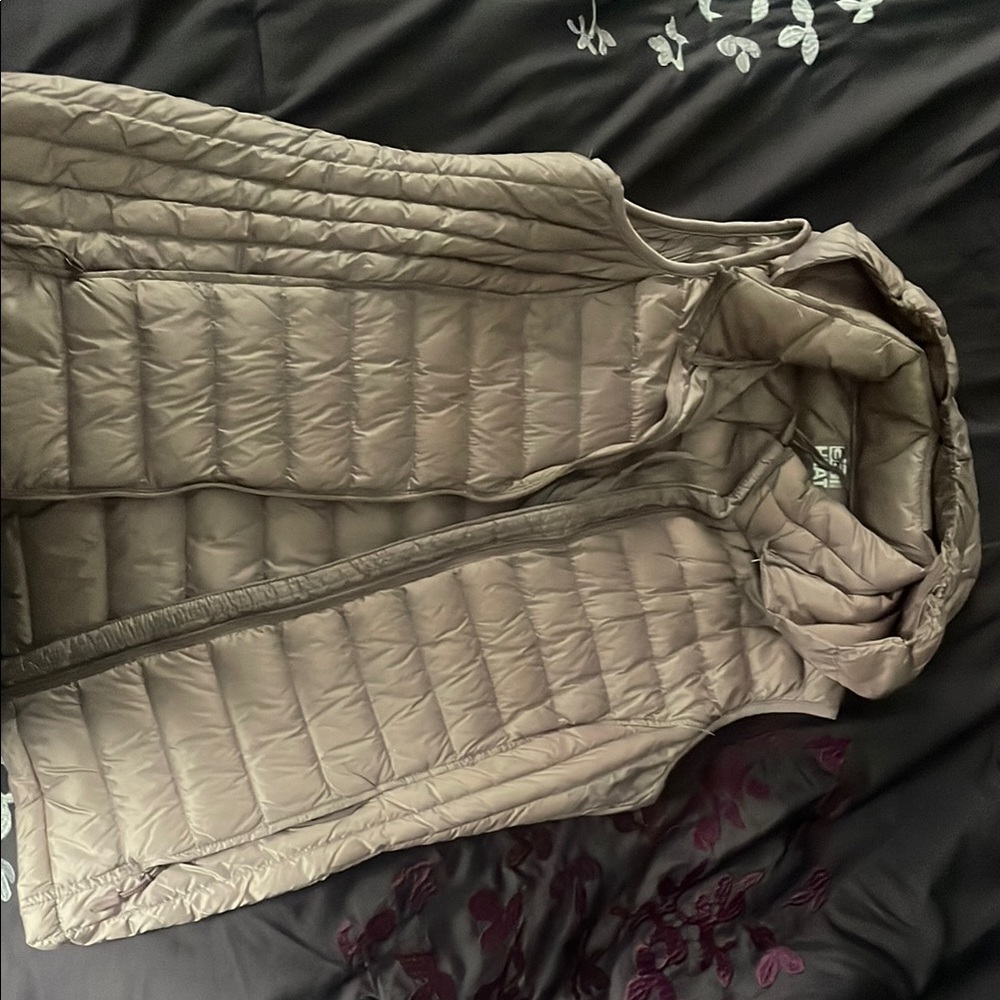 32 Degrees Pink Puffer Vest with Hood and Quilted Design